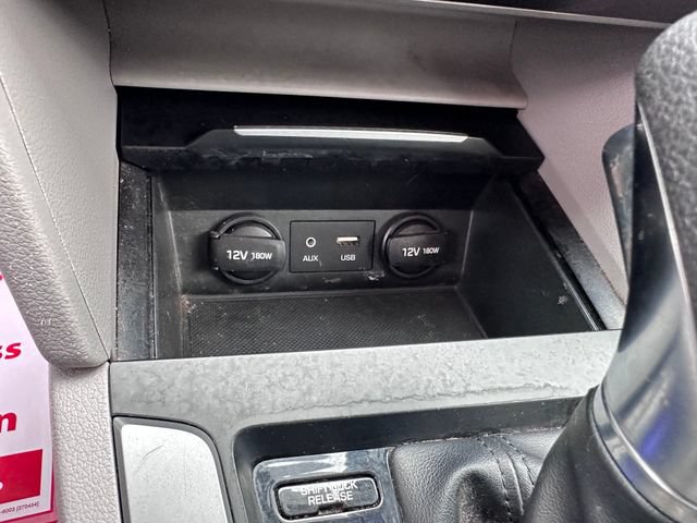 Used 2018 Hyundai Elantra SEL FWD image 15