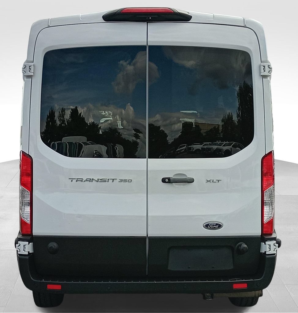 Certified 2024 Ford Transit 350 XLT RWD image 4