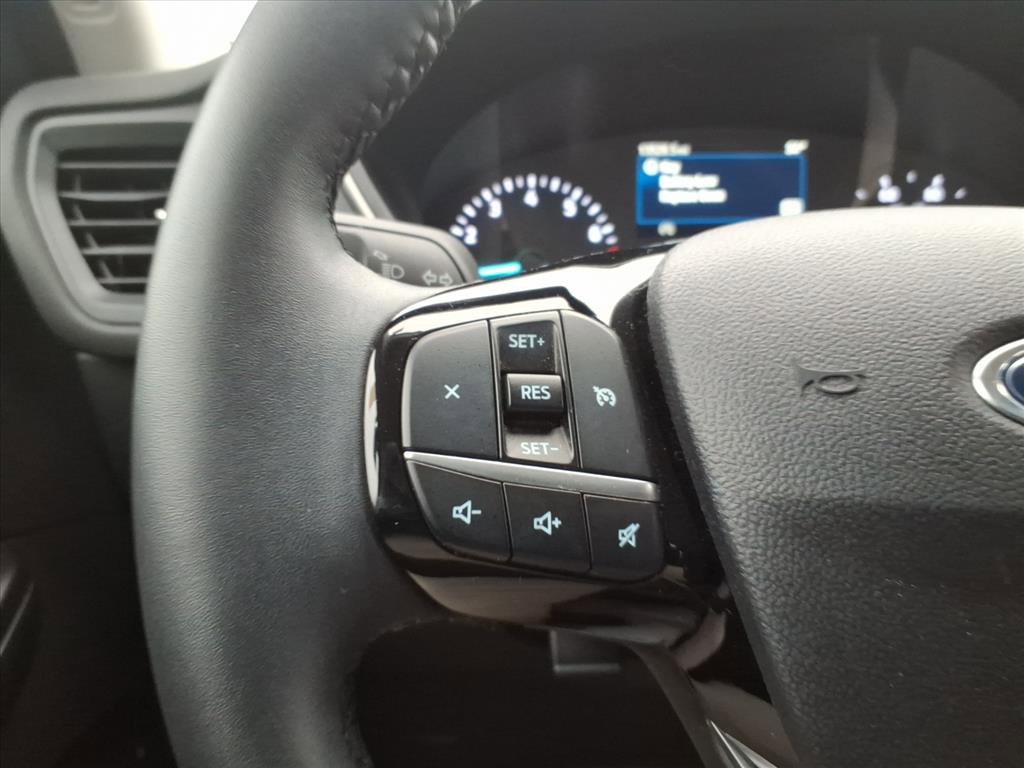 Certified 2022 Ford Escape SE w/ Convenience Package image 16