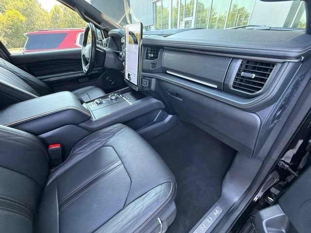 Certified 2024 Ford Expedition Max Platinum AWD/4WD image 17
