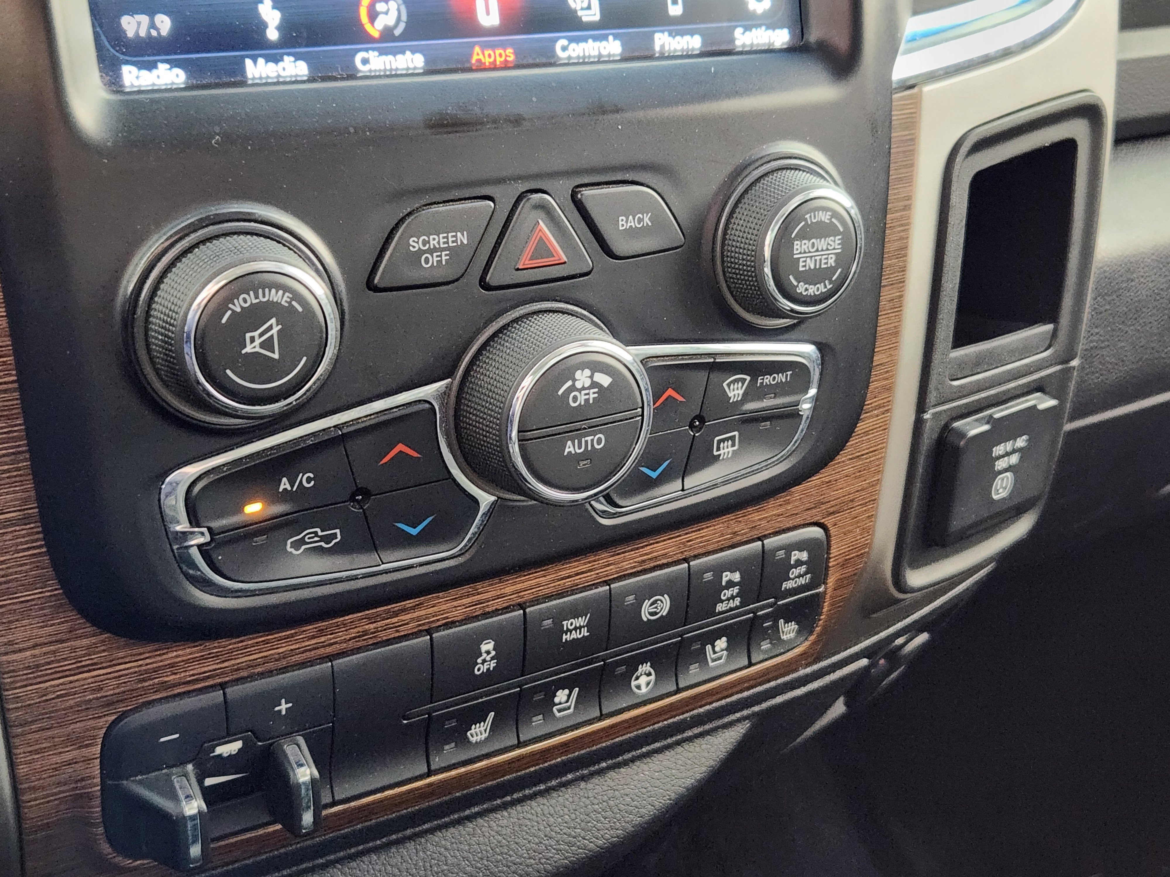 Used 2018 RAM 2500 Laramie image 24