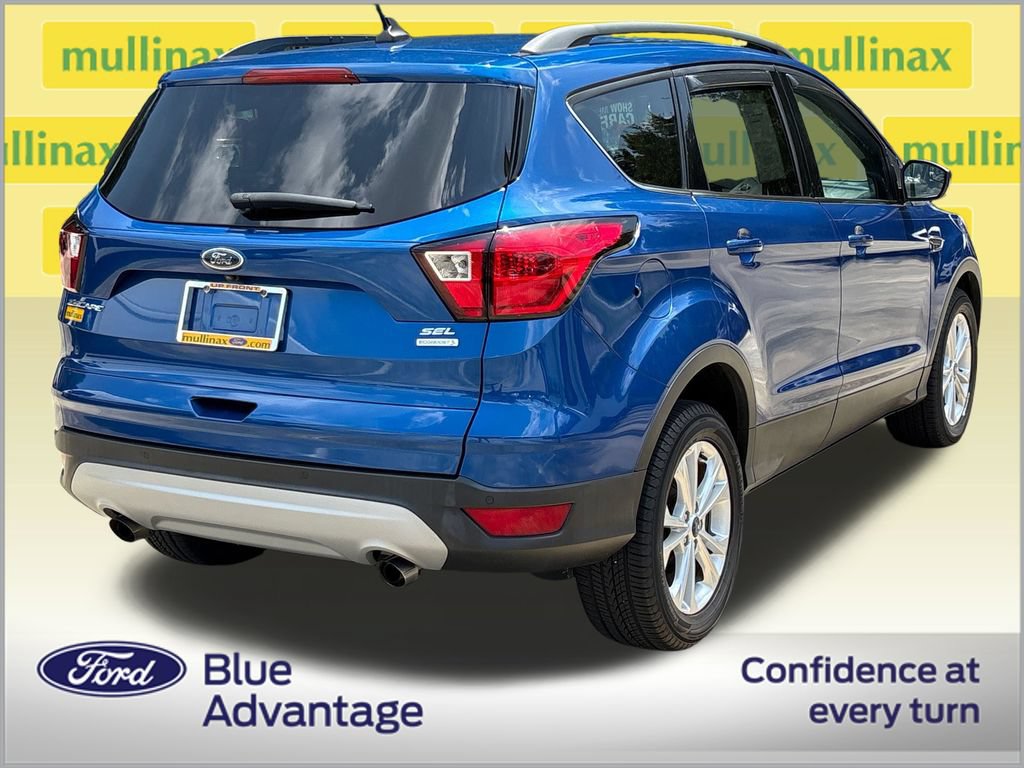 Certified 2019 Ford Escape SEL FWD image 4