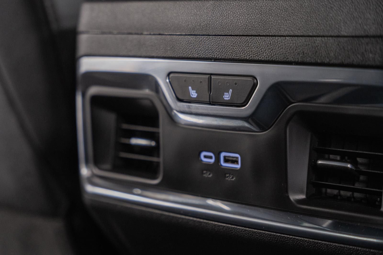 Used 2026 Chevrolet Silverado 1500 High Country w/ Midnight Edition image 45