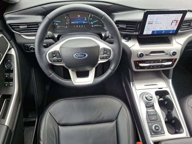 Certified 2023 Ford Explorer XLT w/ Equipment Group 202A AWD/4WD image 13