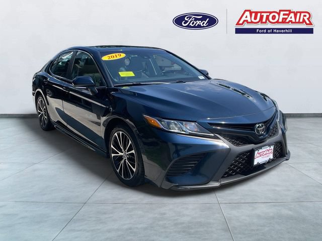 Used 2019 Toyota Camry SE w/ Audio Package