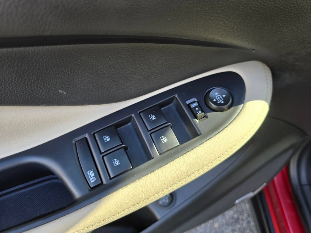 Used 2020 Buick Envision Premium w/ Driver Confidence Package AWD/4WD image 15