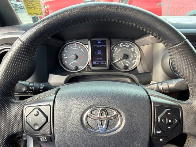 Used 2019 Toyota Tacoma TRD Off-Road AWD/4WD image 12