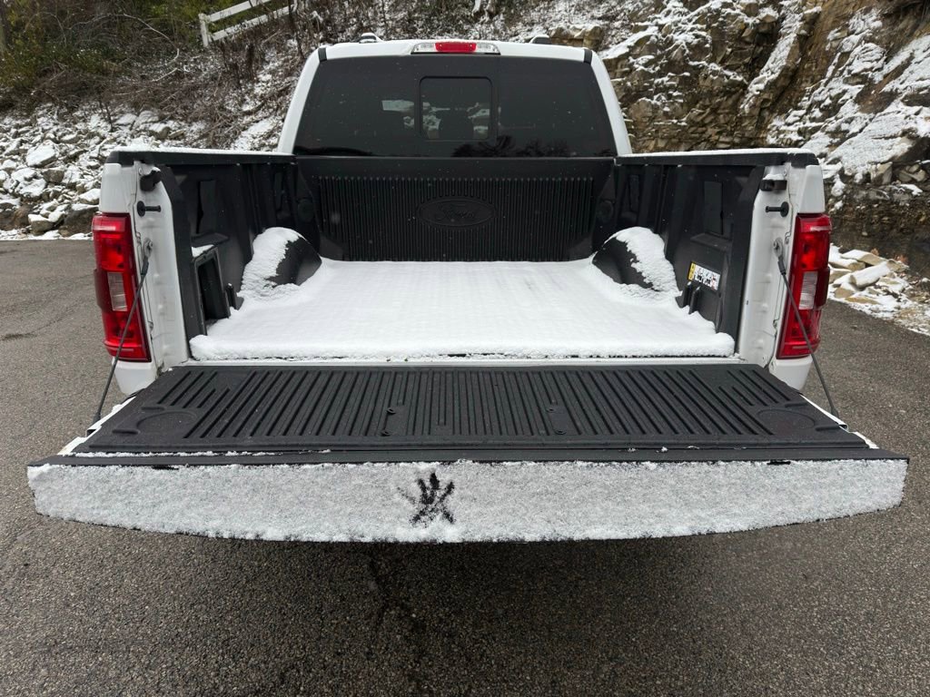 Certified 2022 Ford F150 XLT w/ Equipment Group 302A High image 9