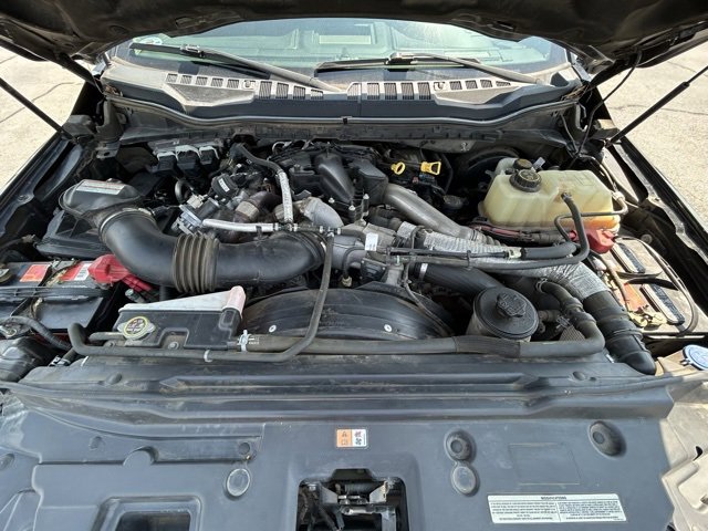 Certified 2017 Ford F350 Platinum w/ Platinum Ultimate Package image 39