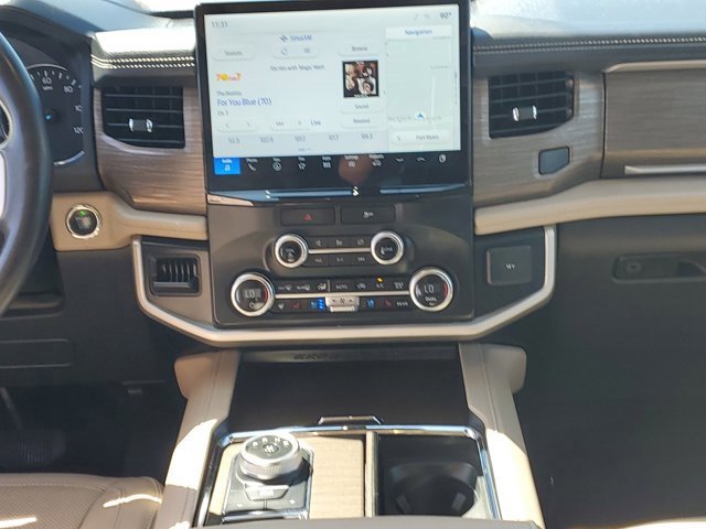 Certified 2023 Ford Expedition Limited image 20