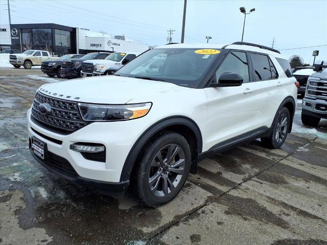 Certified 2022 Ford Explorer XLT w/ Equipment Group 202A image 2