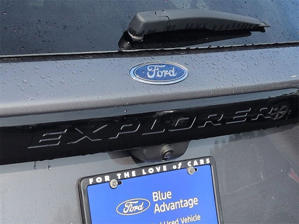 Certified 2022 Ford Explorer ST w/ Equipment Group 401A image 27