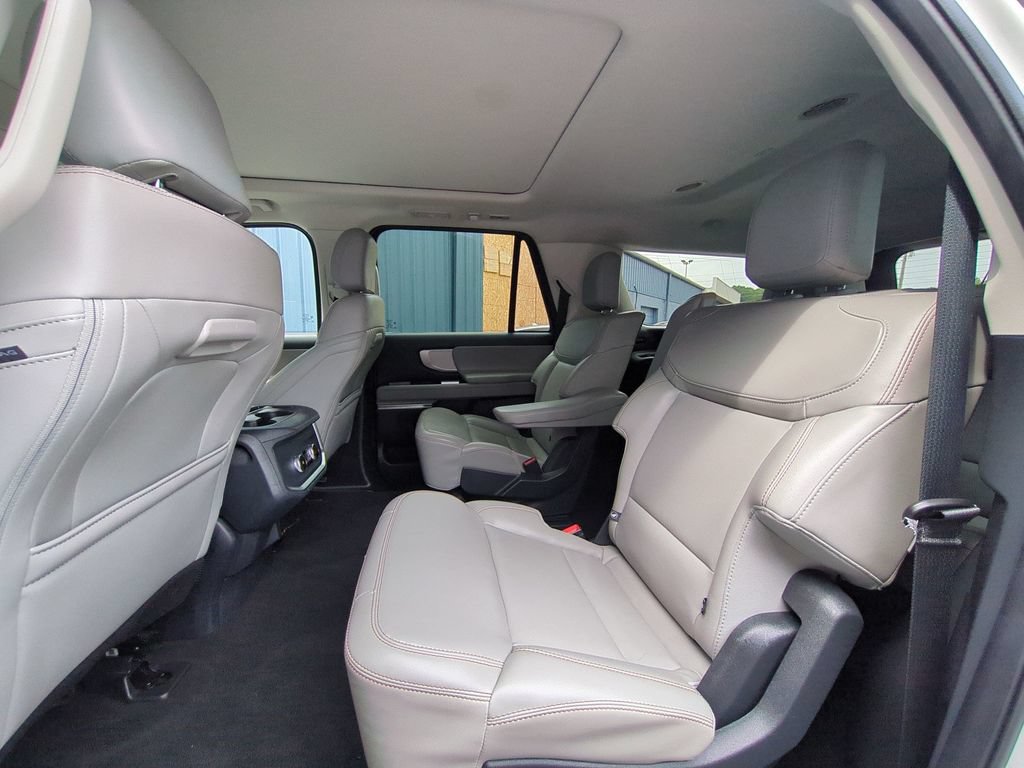 Certified 2025 Ford Expedition Max Active RWD image 28