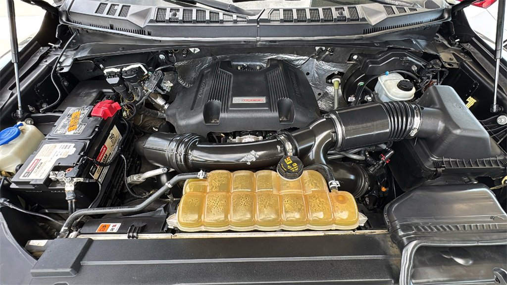 Certified 2017 Ford F150 Raptor image 25