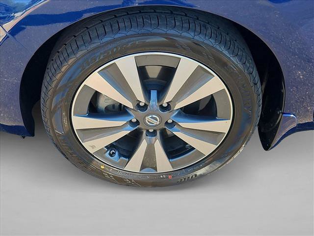 Used 2017 Nissan Leaf SV FWD image 21