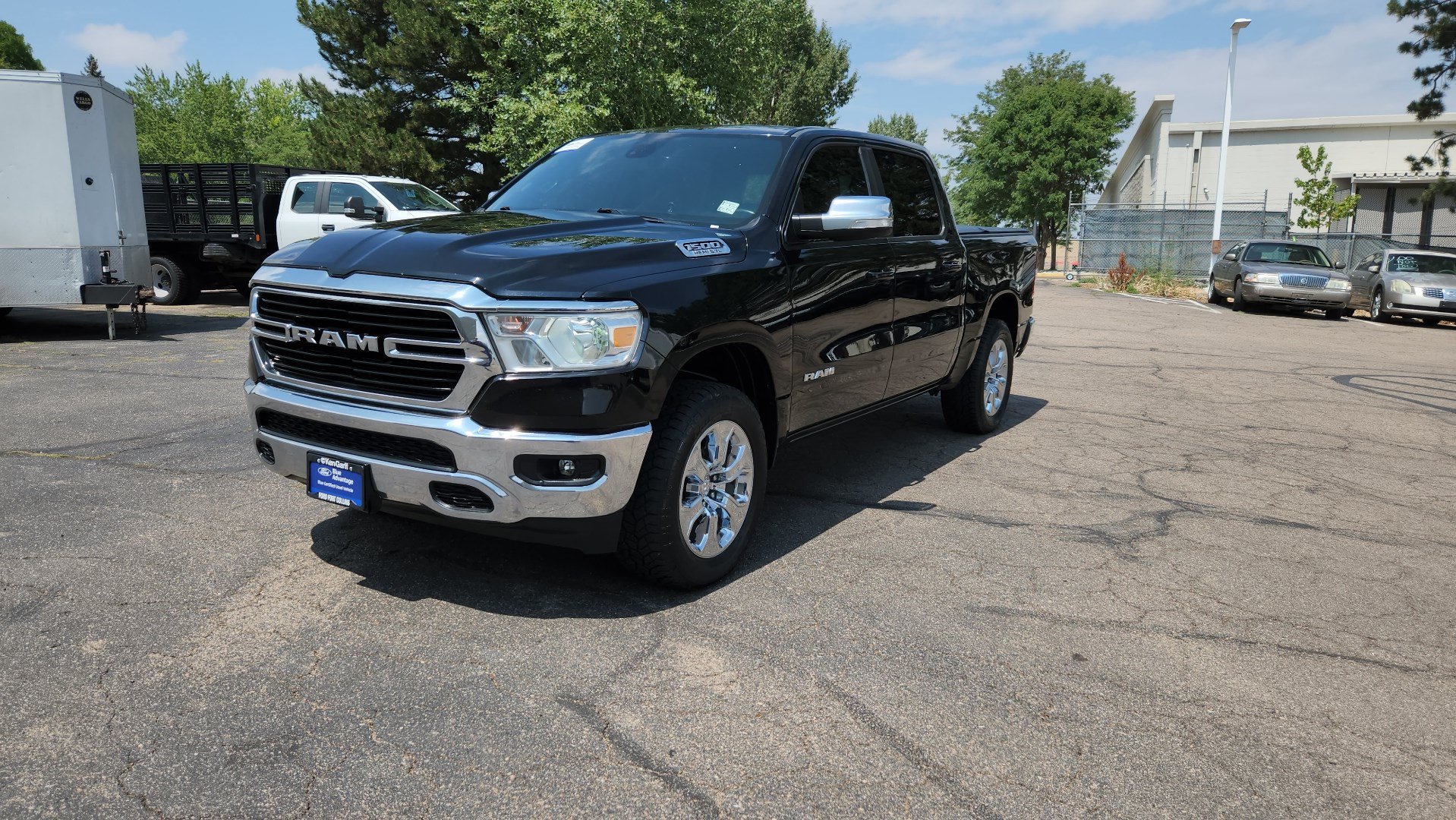 Used 2021 RAM 1500 Big Horn AWD/4WD image 3
