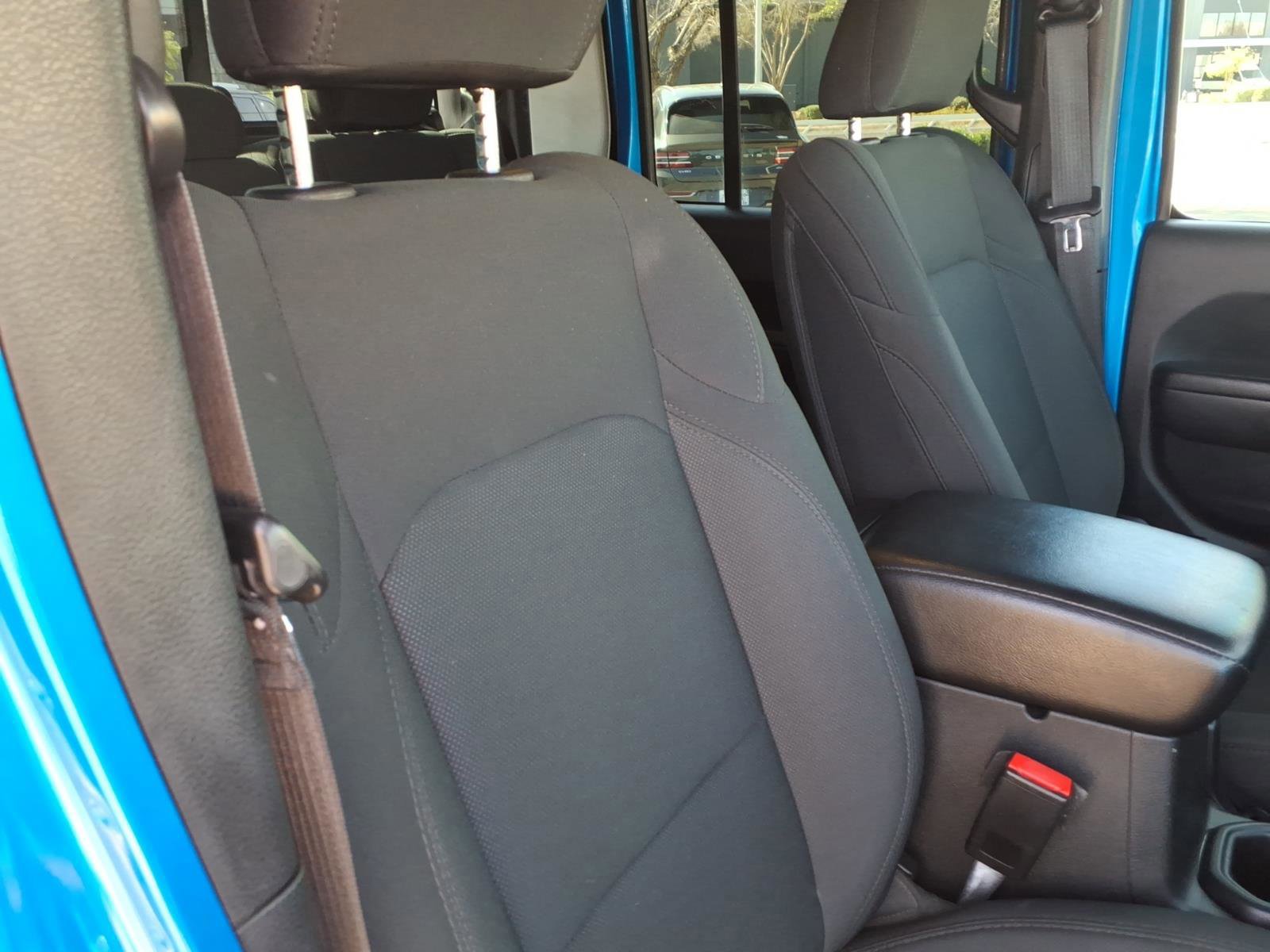 Used 2021 Jeep Gladiator Sport image 12