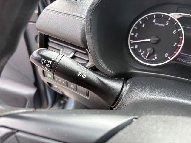 Used 2025 Nissan Sentra SV FWD image 18