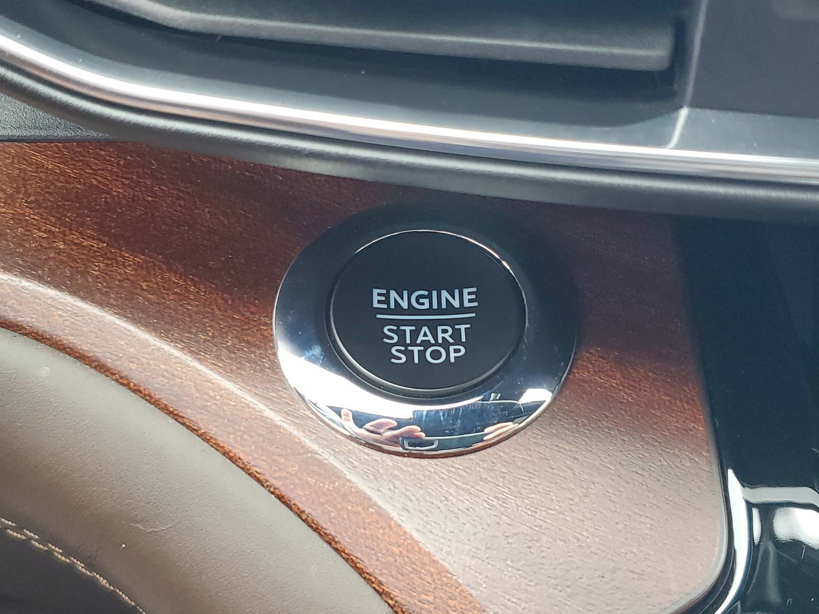 Certified 2023 Ford Explorer King Ranch w/ Technology Package image 31