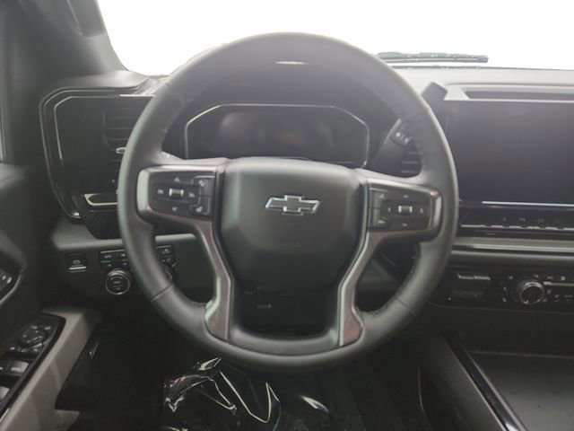 Used 2025 Chevrolet Silverado 2500 ZR2 w/ ZR2 Bison Edition image 13