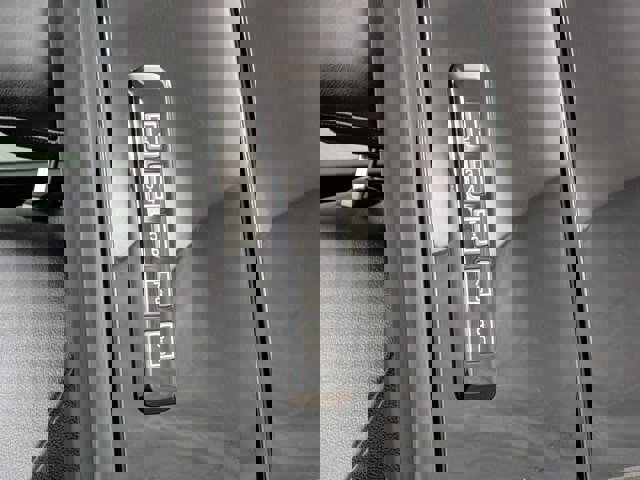 Certified 2023 Ford F250 Lariat w/ Black Appearance Package image 12