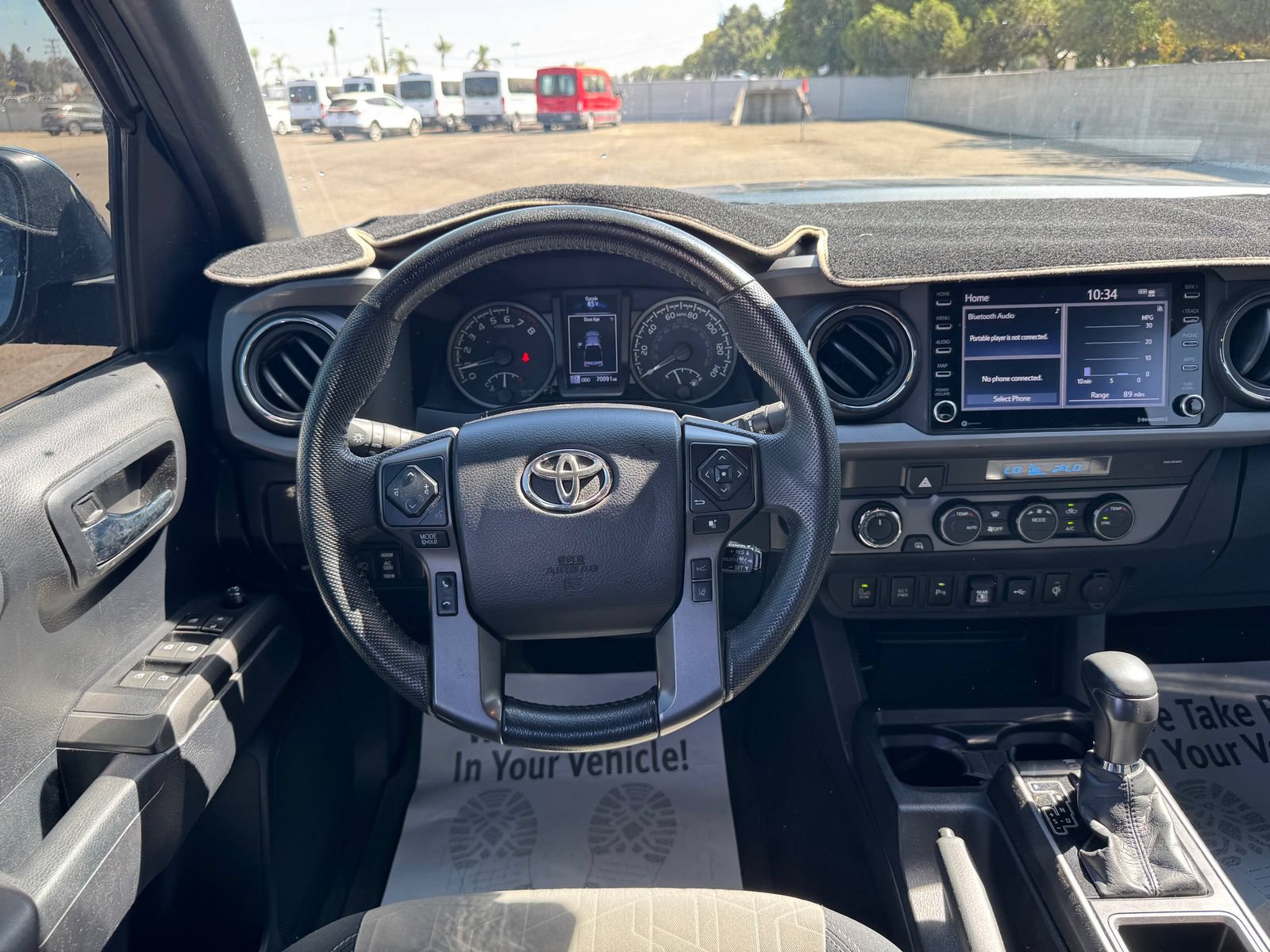 Used 2021 Toyota Tacoma TRD Off-Road w/ Technology Package AWD/4WD image 15