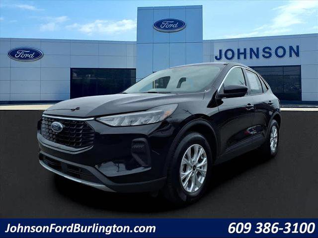 Certified 2023 Ford Escape Active w/ Tech Pack #2 image 3