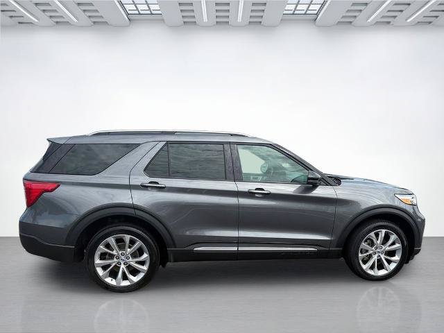 Certified 2023 Ford Explorer Platinum w/ Technology Package AWD/4WD image 2