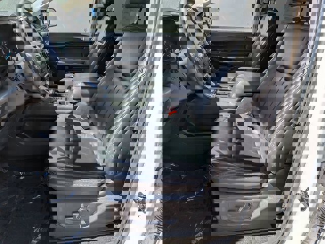 Certified 2024 Ford Expedition XLT image 15