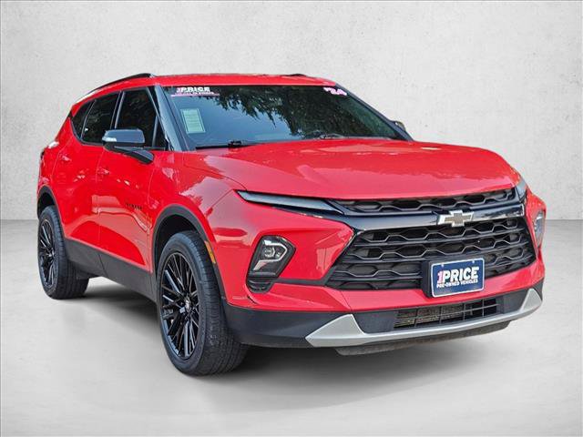 Used 2024 Chevrolet Blazer LT w/ Midnight/Sport Edition FWD image 3