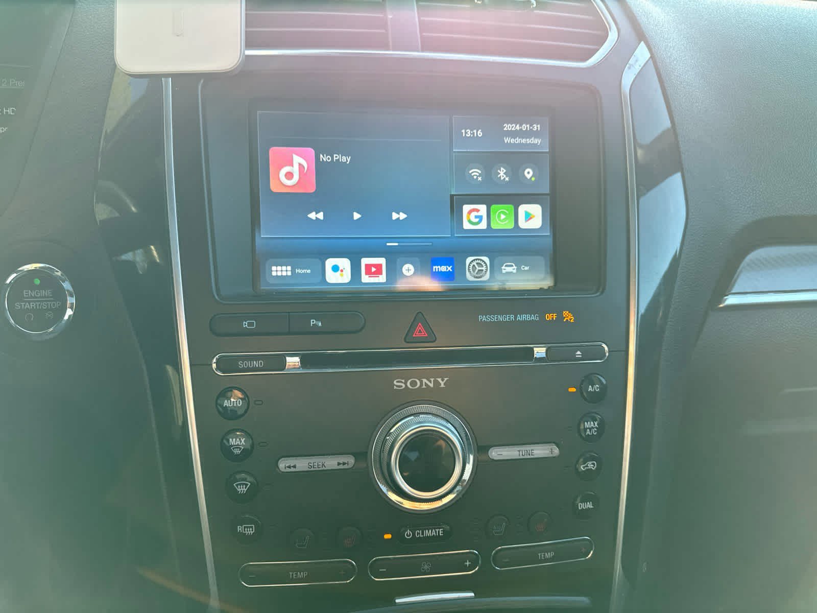 Certified 2018 Ford Explorer Sport w/ Equipment Group 401A AWD/4WD image 10