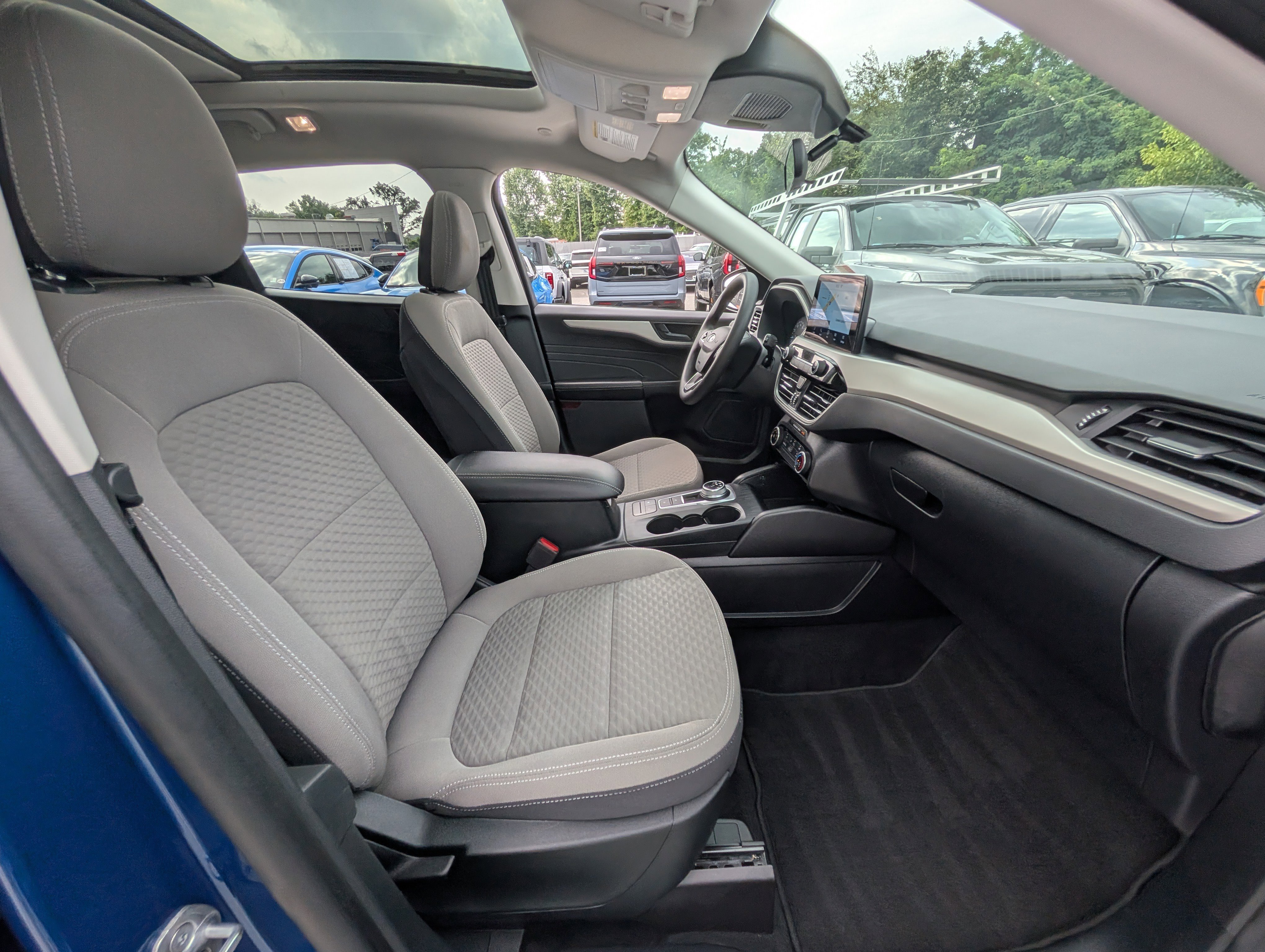 Certified 2022 Ford Escape SE image 13