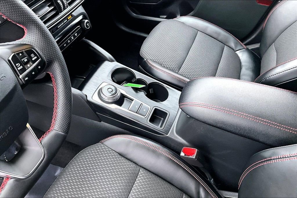 Certified 2023 Ford Escape ST-Line Select w/ Tech Pack #2 image 16