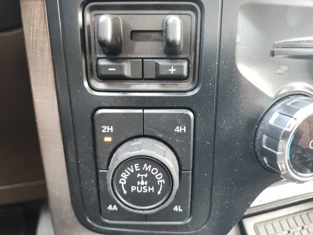 Certified 2025 Ford F150 King Ranch AWD/4WD image 33
