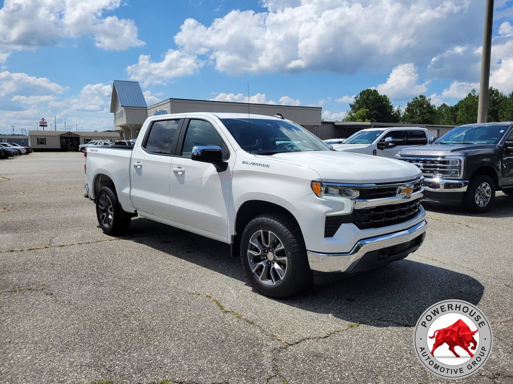 Used 2023 Chevrolet Silverado 1500 LT AWD/4WD image 8
