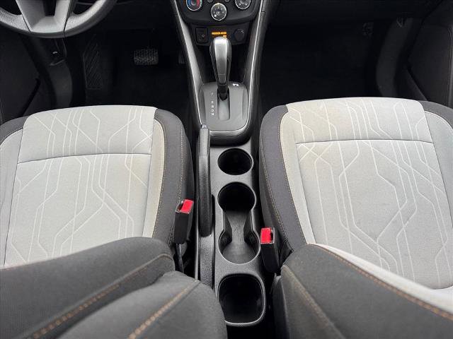 Used 2018 Chevrolet Trax LT image 15