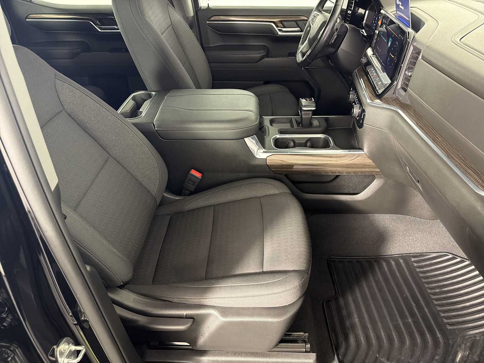 Used 2023 Chevrolet Silverado 1500 RST RWD image 16