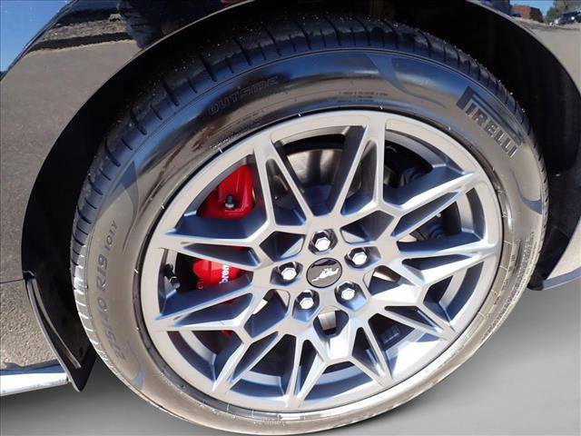 Certified 2025 Ford Mustang GT Premium w/ GT Performance Package image 7