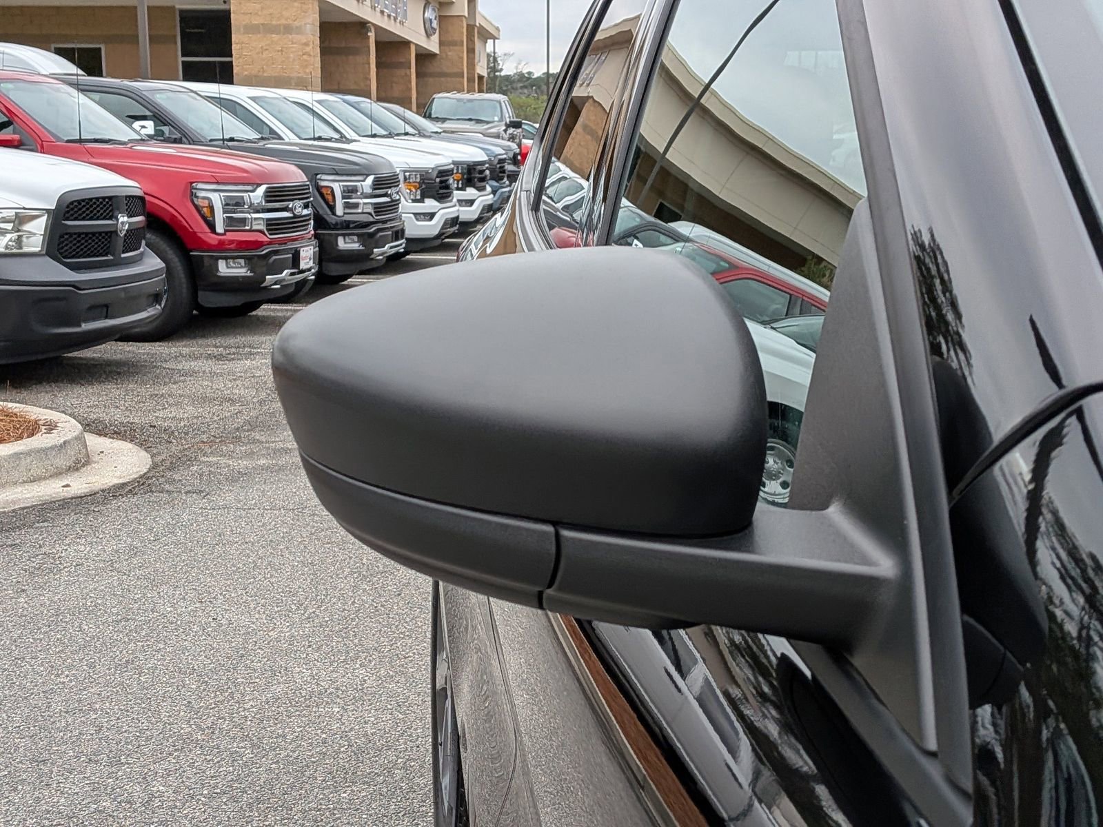 Certified 2023 Ford Escape ST-Line w/ Tech Pack #1 image 13