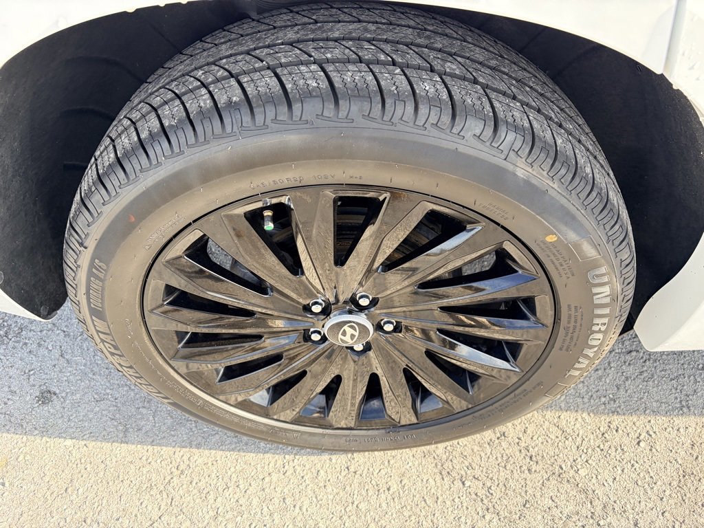 Used 2024 Hyundai Palisade Calligraphy image 31