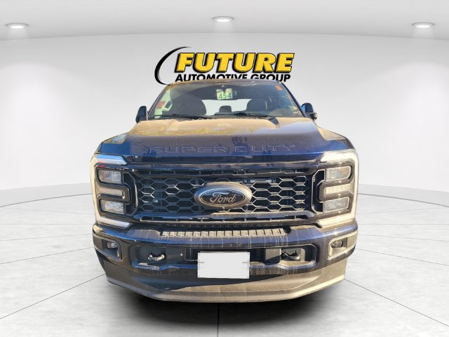 Certified 2025 Ford F350 Lariat w/ Black Appearance Package AWD/4WD image 2
