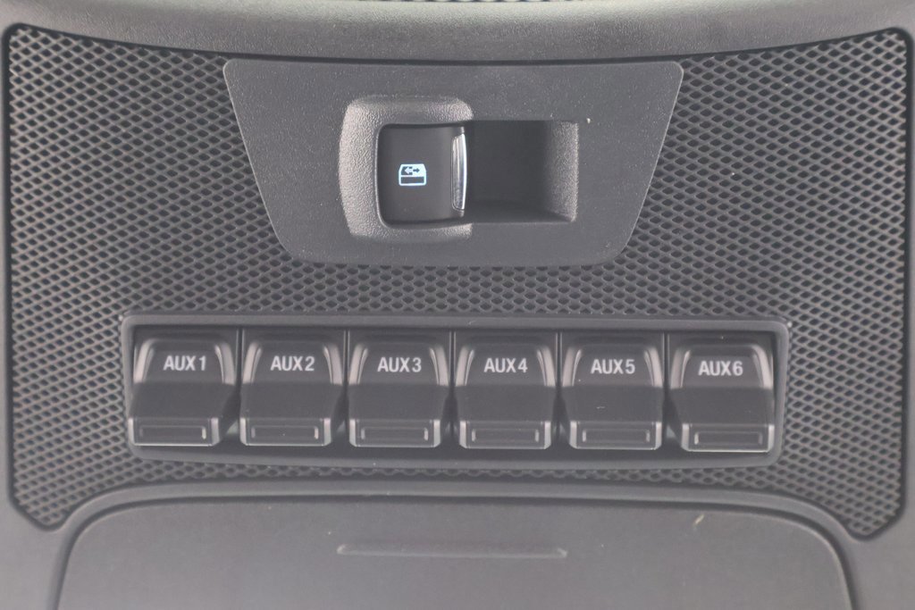 Certified 2022 Ford F250 Platinum w/ FX4 Off-Road Package image 41