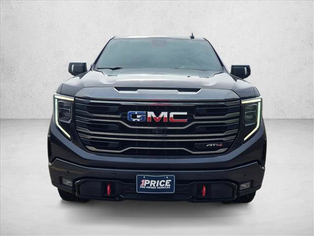 Used 2022 GMC Sierra 1500 AT4 w/ AT4 Premium Package AWD/4WD image 2