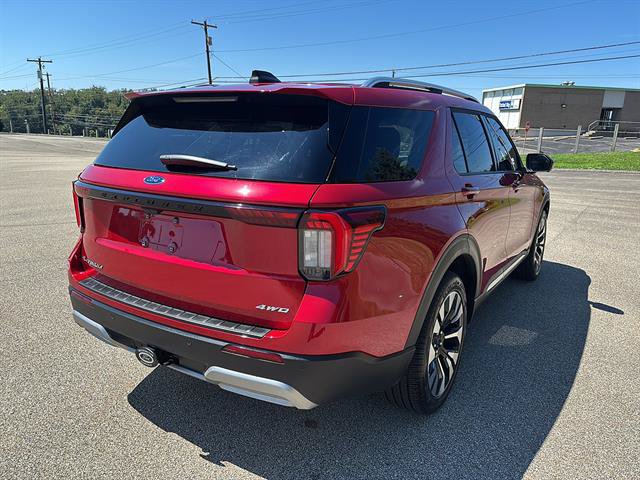 Certified 2026 Ford Explorer Platinum w/ LUX Leather Package AWD/4WD image 4