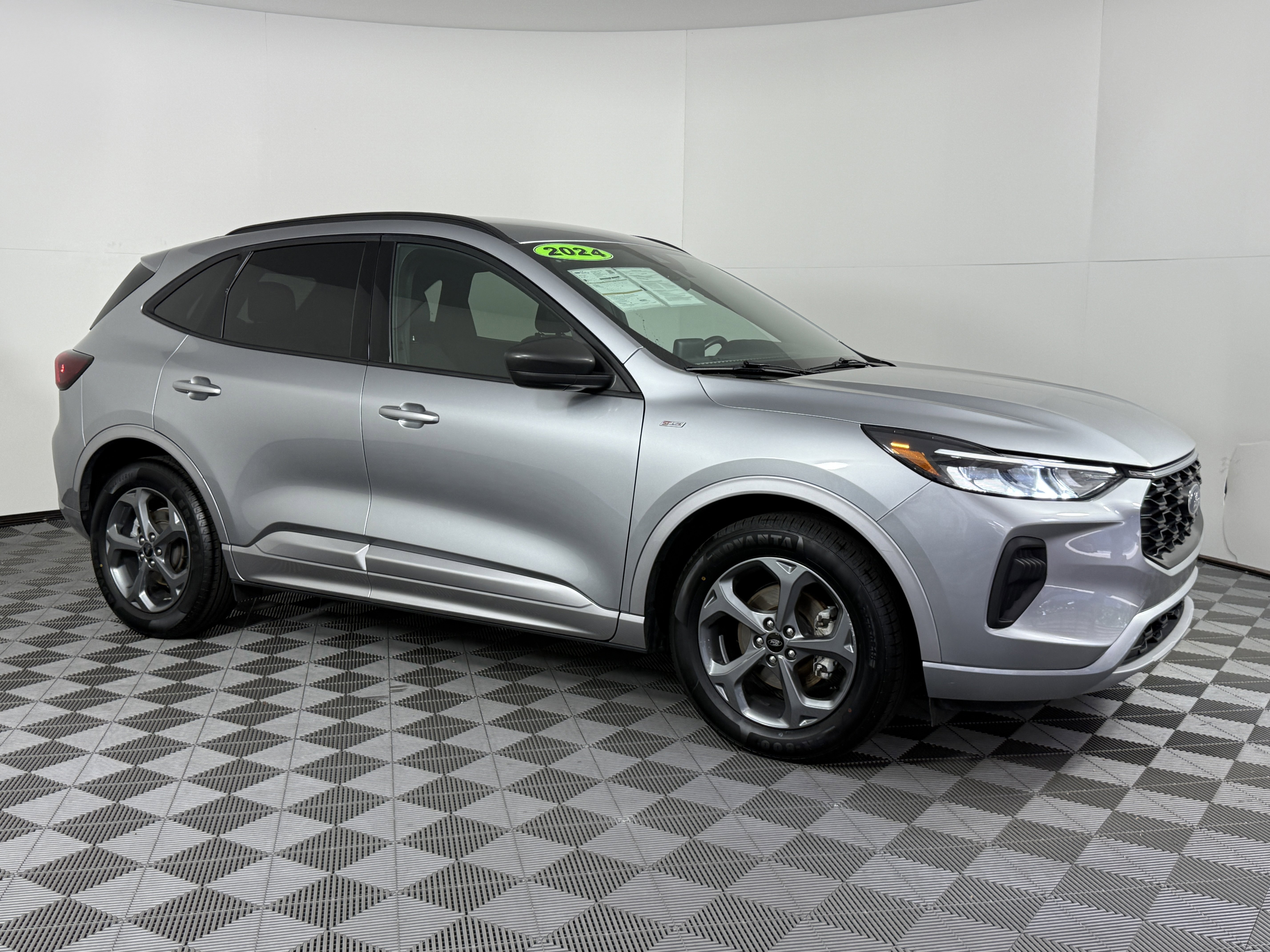 Certified 2024 Ford Escape ST-Line