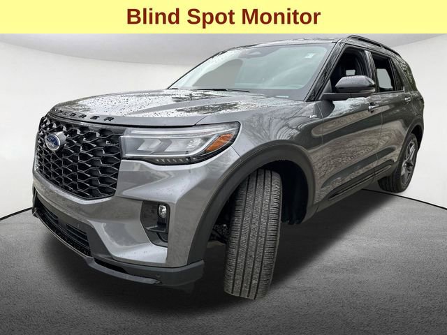 Certified 2025 Ford Explorer ST-Line w/ ST-Line Street Pack AWD/4WD image 6