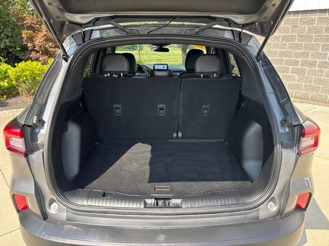 Certified 2026 Ford Escape ST-Line AWD/4WD image 12