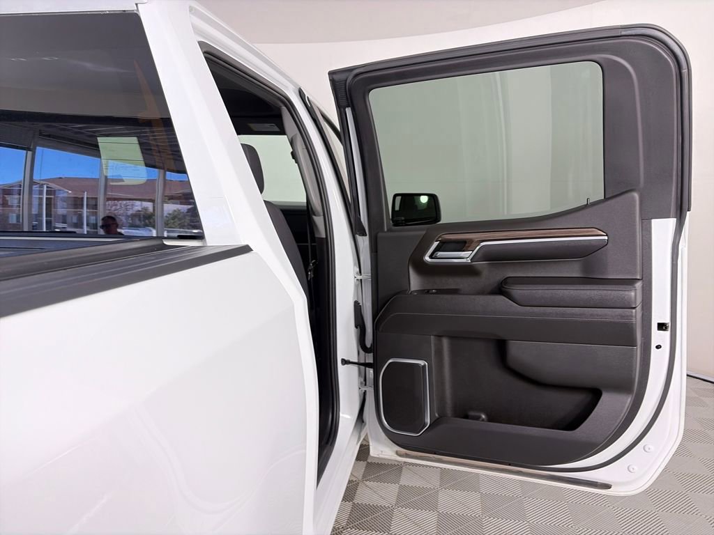 Used 2022 Chevrolet Silverado 1500 RST w/ Convenience Package II image 28