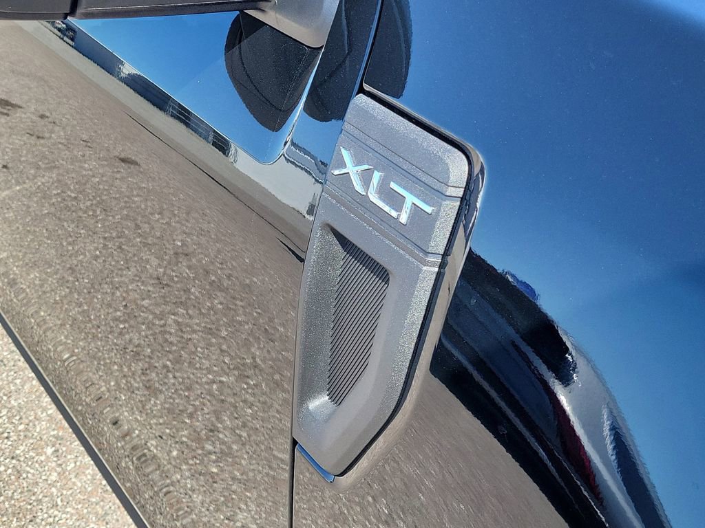 Certified 2025 Ford Maverick XLT w/ Equipment Group 302A image 9