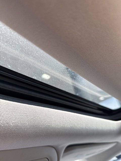 Used 2017 Cadillac XT5 Luxury w/ Driver Awareness Package image 7